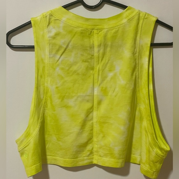 Lululemon Vibrant Yellow Sleeveless Crop Top Women’s 6 - Picture 3 of 6